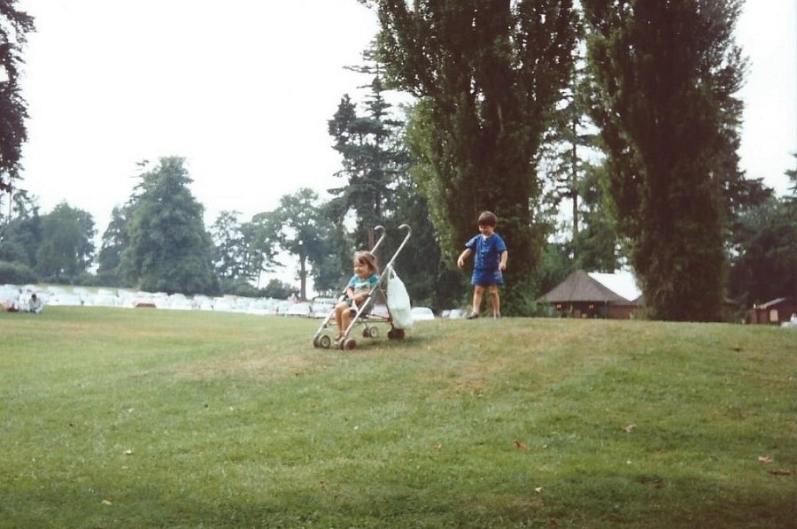 199206hevercastle dougaltory2